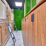 Capsule Капсульный отель 2*
