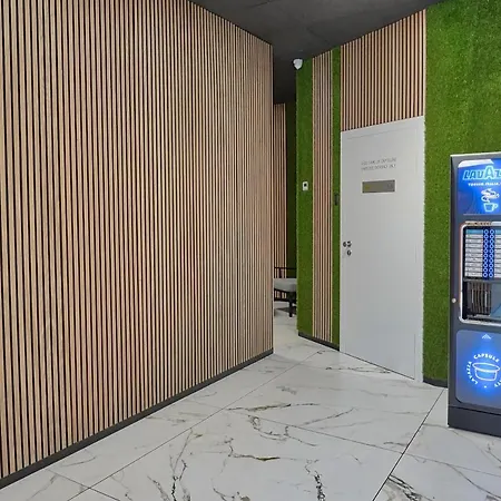 Capsule 2* Ljubljana