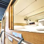 Capsule Kapszulahotel 2*