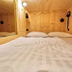 Kapszulahotel Capsule 2*