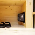 Capsule 2*