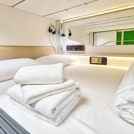 Capsule 캡슐호텔 류블랴나