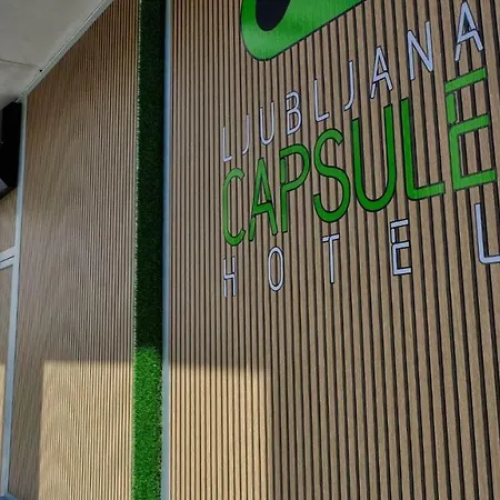 Capsule Kapsulski hotel Ljubljana