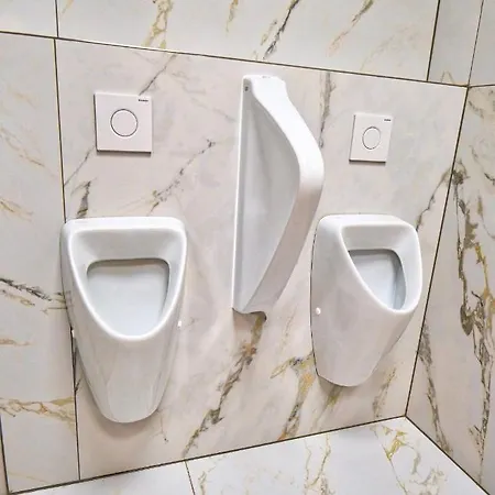 Capsule 2* Ljubljana