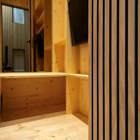 Capsule 2* Ljubljana