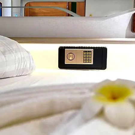 Hotel kapsułowy Capsule Lublana