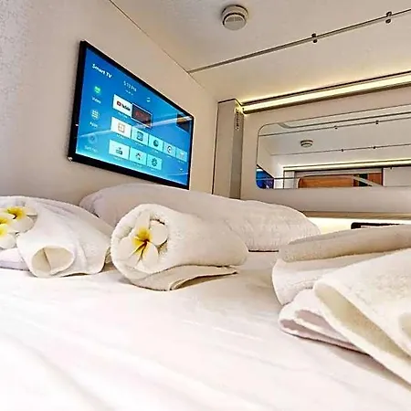 Capsule 2* Lublana
