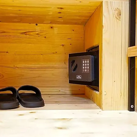 Hotel kapsułowy Capsule Lublana