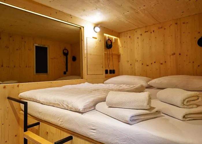 Capsule 2* Ljubljana